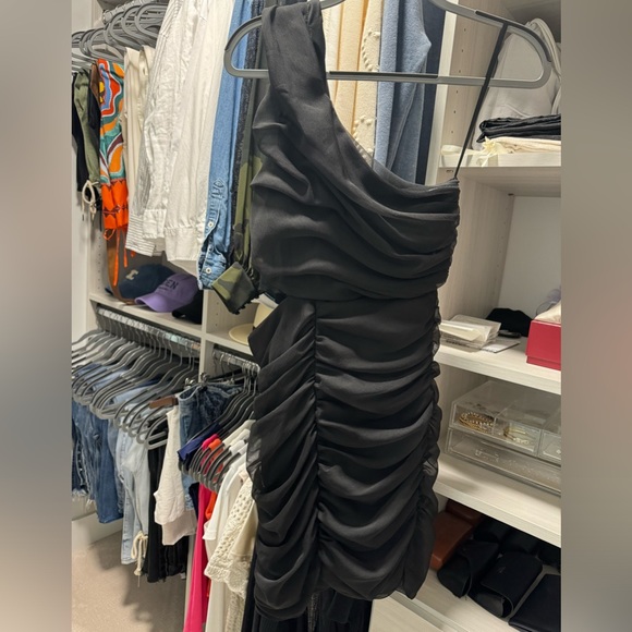 Aqua one shoulder chiffon ruched mini dress - Picture 2 of 4